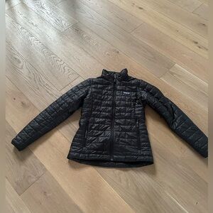 Women’s Patagonia nano puff jacket